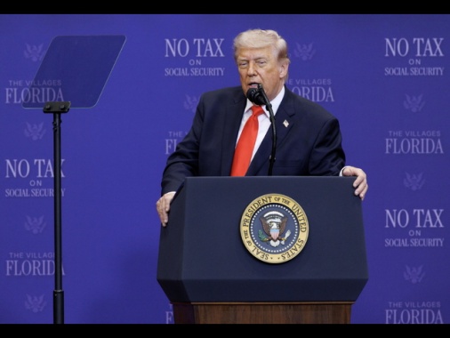 Axios, Trump stufo dello stallo, 'accordo a breve o bombe'
