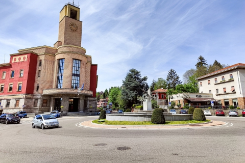 Varese, poliziotta investita davanti alla Questura