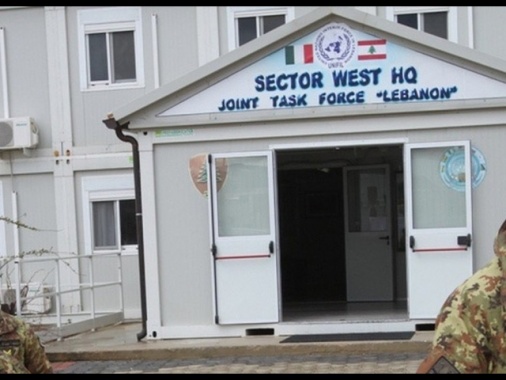 Razzo colpisce un mezzo nella base italiana Unifil, nessun ferito