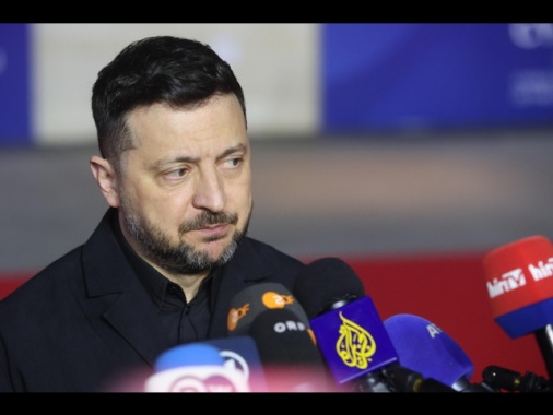 Zelensky, non consigliamo a Paesi alleati Russia partecipazione a parata 9 maggio