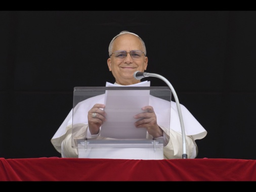Il Papa e la Festa della mamma, 'preghiamo per quelle in condizioni difficili'