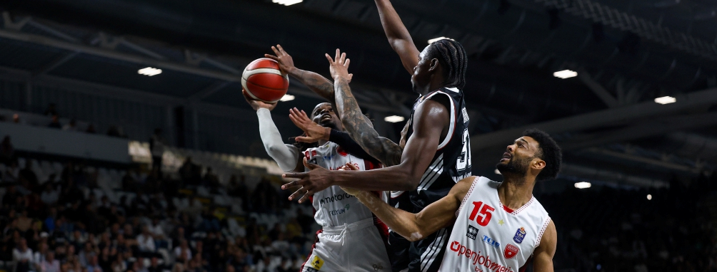 L’OJM crolla a Bologna. Trento vince e sfumano i playoff
