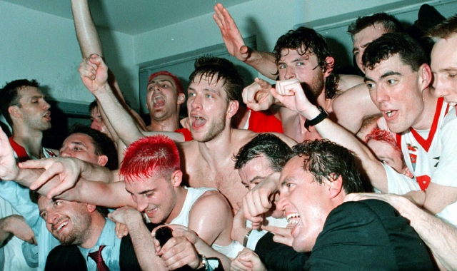 La festa scudetto negli spogliatoi
