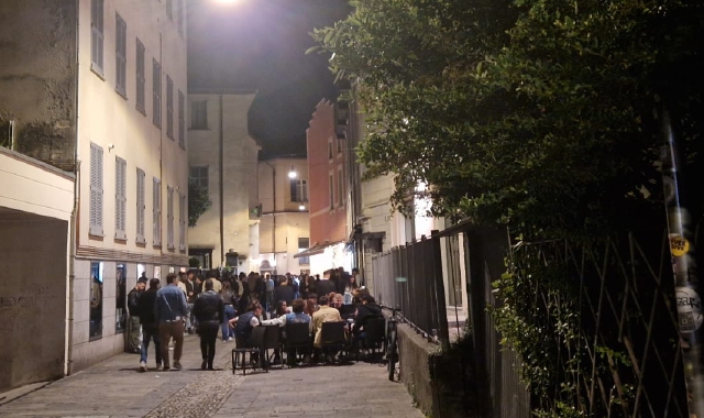 Via Cavallotti, nel centro storico di Varese, dove ci sono diversi locali 