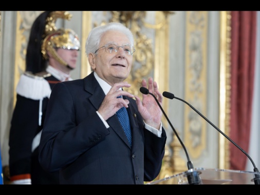 Mattarella, qualcuno cerca di derubricare il Covid ad una leggera influenza