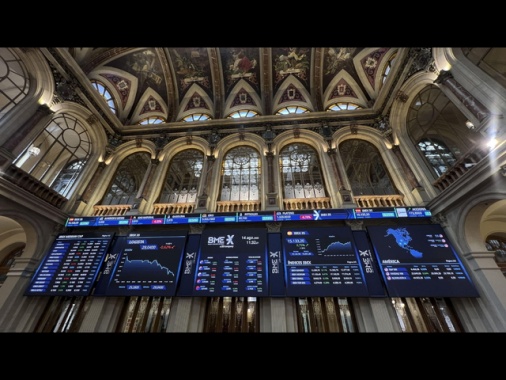 Borsa: l'Europa in calo attende inflazione Usa e Wall Street, Milano -0,7%