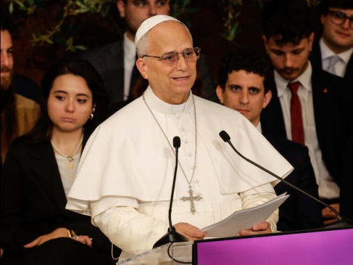 Il Papa, sbagliato chiamare difesa un riarmo che impoverisce