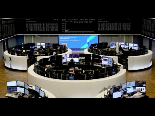 Borsa: l'Europa chiude in calo, mercati delusi dall'incontro Trump-Xi