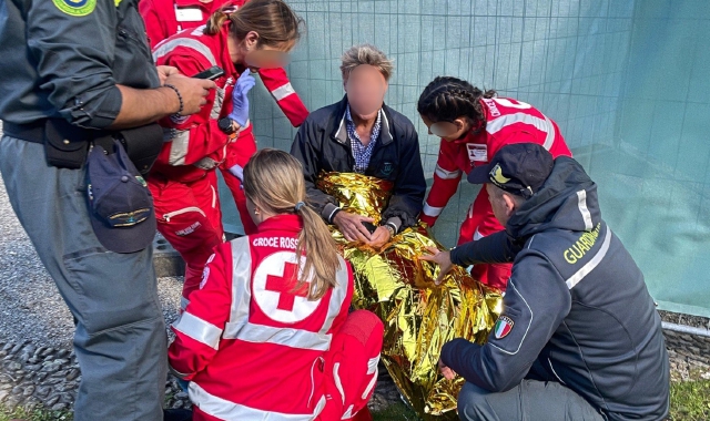 Il diportista tedesco affidato dai finanzieri alle cure della Croce Rossa