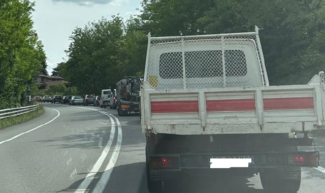 Tutti in coda da Capolago a Buguggiate
