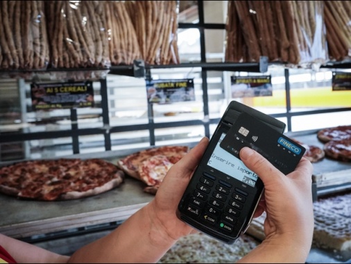 Bankitalia, avanzano pagamenti digitali, balzo bonifici instantanei