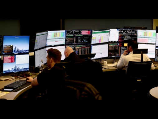 Borsa: l'Europa sale e guarda all'Iran, male i future su Wall Street