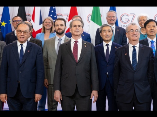 G7, 'imperativo' riaprire Hormuz e risolvere la guerra in Iran