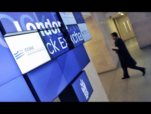 Borsa: l'Europa parte fiacca, Londra -0,4%
