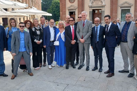 Il ministro Zangrillo tira la volata ad Almici