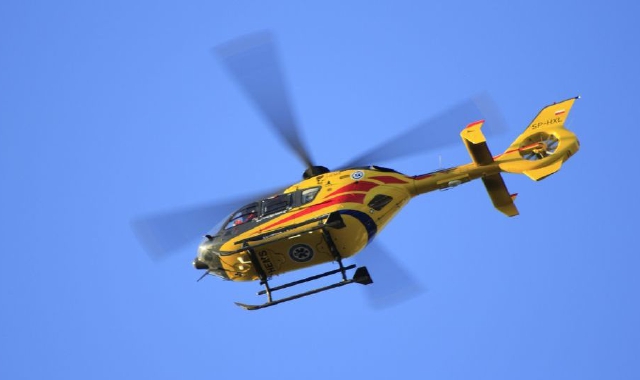 Tragico scontro mentre va in bici: morta 64enne