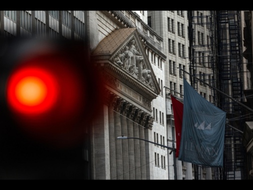 Wall Street apre in calo, Dj -0,46%, Nasdaq -0,50%