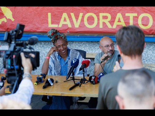 Flotilla: attivisti, tenuti in un campo di concentramento galleggiante