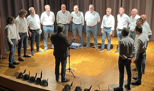 Il Coro Voci dell’Orobica si esibisce al Cinema teatro Dante