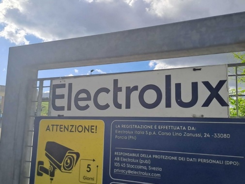 Urso, il piano di Electrolux è irricevibile, inaccettabile