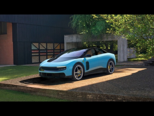 Ferrari Luce, la prima auto elettrica di Maranello Ferrari Luce, la prima auto elettrica di Maranello