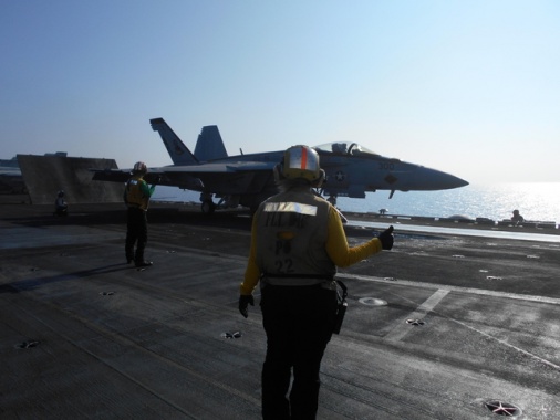 Usa colpiscono sito missili e navi Iran in autodifesa