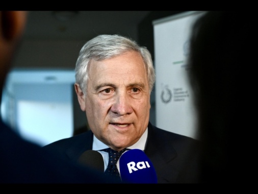 Tajani, favorevoli all'Ucraina nell'Ue, ma la priorità sono i Balcani
