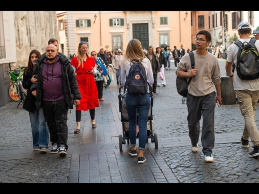 Eurispes, tra affitto e cure mediche, Italia segnata da fragilità diffusa