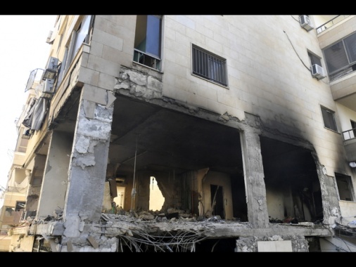 Beirut, nel raid 'mirato' dell'Idf uccisi una donna e due bimbi