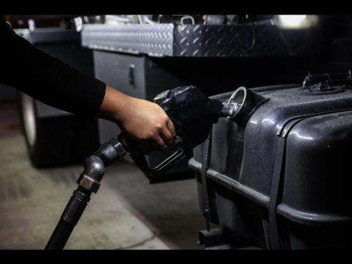 Fmi, Bm e Iea, 'carburanti a rischio in estate se non riapre Hormuz'