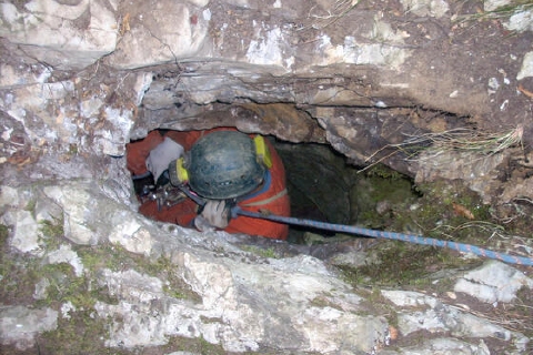 Salvato lo speleologo intrappolato nella grotta