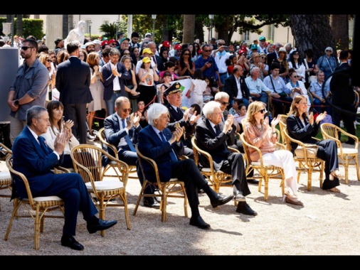 Mattarella, deve prevalere forza della legge e non la prepotenza delle armi