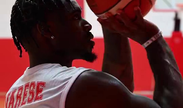 Davion Mitchell sul parquet di Masnago