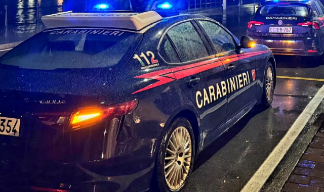 Rapina sul lungolago: esce dal carcere il 19enne arrestato