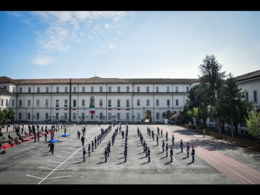 Arrestato per violenza sessuale insegnante scuola militare a Milano
