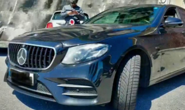 Maxi-blitz ai valichi: sequestrati droga, soldi e auto di lusso