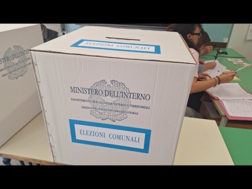 Ballottaggi:alle 19 affluenza su base nazionale al 28,2%, al primo turno sfiorava 36