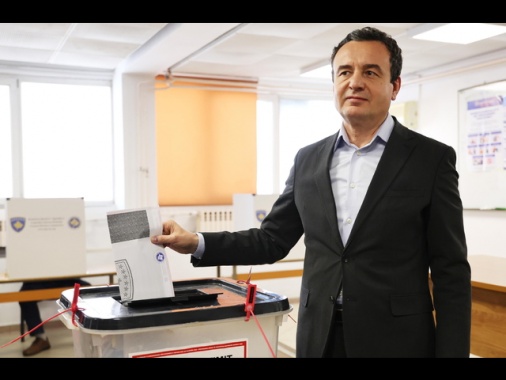 Exit poll, in Kosovo Kurti è avanti ma in calo