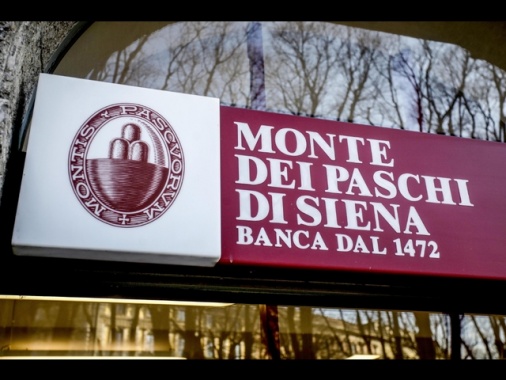 Mps vola in Borsa (+10%) con Mediobanca, corrono Generali e Bper