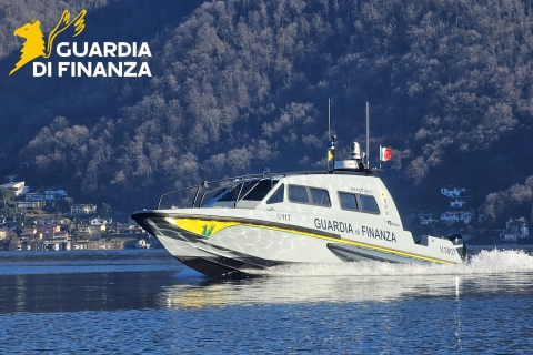 Beve troppo alcol e guida la barca: nei guai