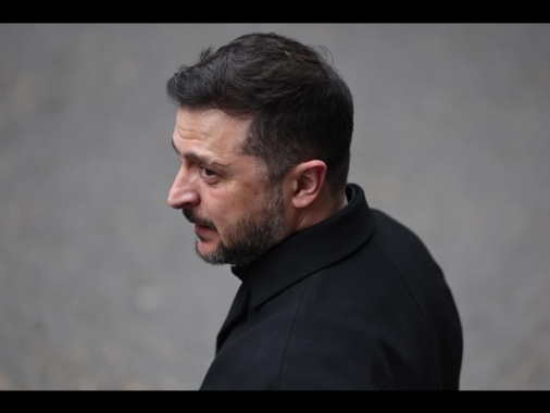 Zelensky, 'serve vertice coi leader di Europa-Russia-Usa per la tregua'