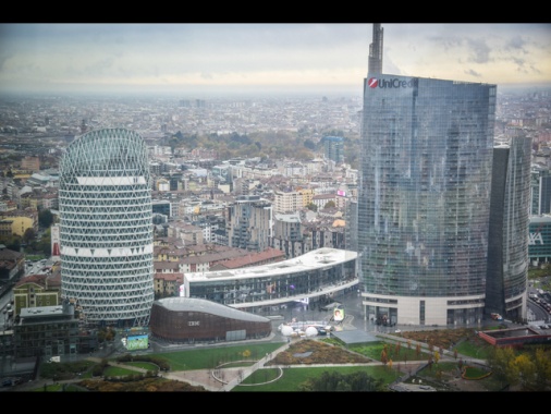 Unicredit si consolida in Commerzbank, con ops al 37,68% in azioni