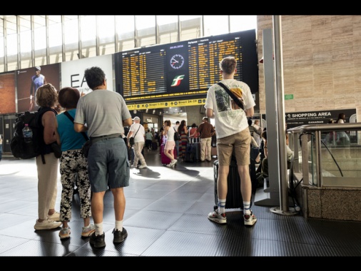 Giovedì treni a rischio. Sindacati di base confermano lo sciopero