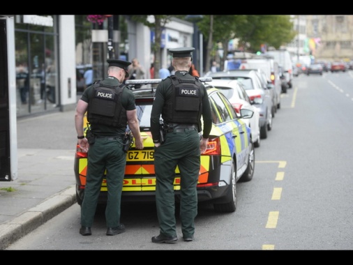 La sindaca di Belfast minacciata di morte, 'non mi farò intimidire'