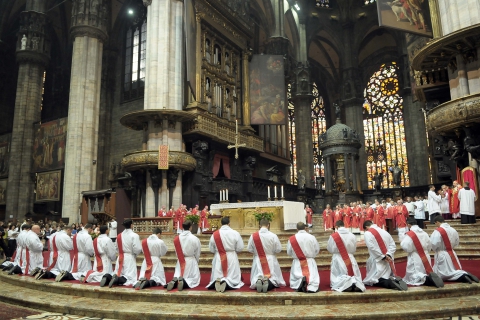 Cinque nuovi sacerdoti varesini ordinati in Duomo