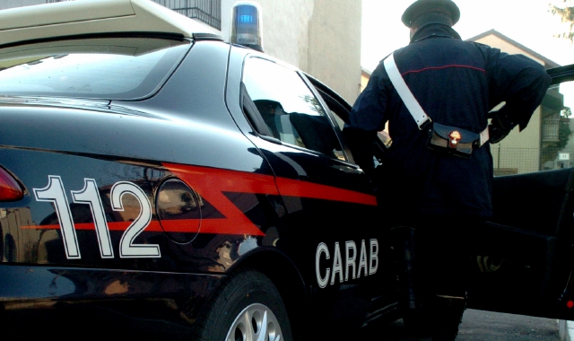 Scippata nel parcheggio del supermercato