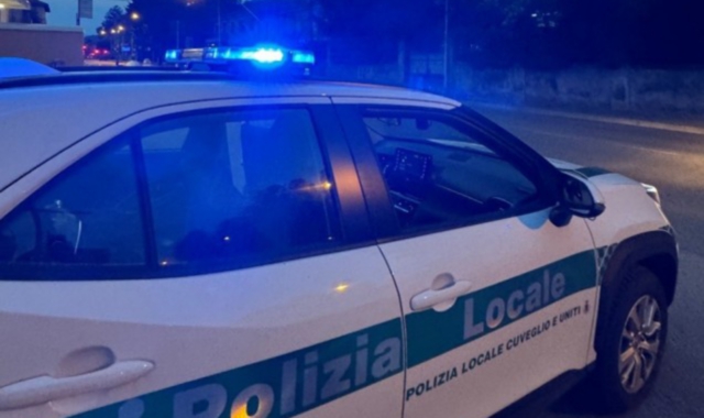 Cuveglio, non si ferma all'alt: era senza patente