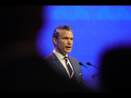 Il capo del Pentagono, gli attacchi all'Iran saranno potenti e netti