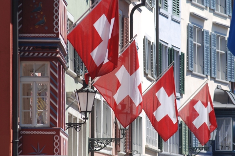 La Svizzera non si ferma a 10 milioni
