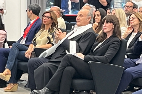«Caro, dottor Scotti»: la carezza del ministro a Gerry laureato